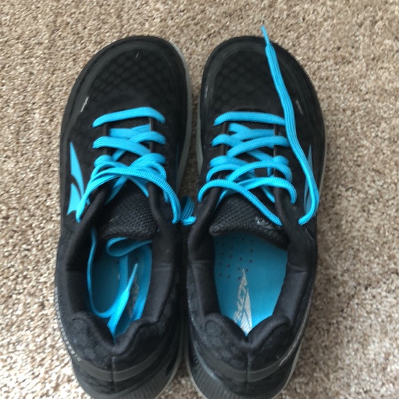 Altra Paradigm shoes - Picture 6 of 7